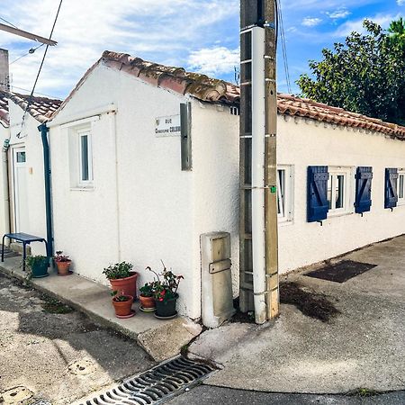 Maisonnette De Pecheur Chauffee Et Climatisee ปอร์-ลา-นูแวลล์ ภายนอก รูปภาพ