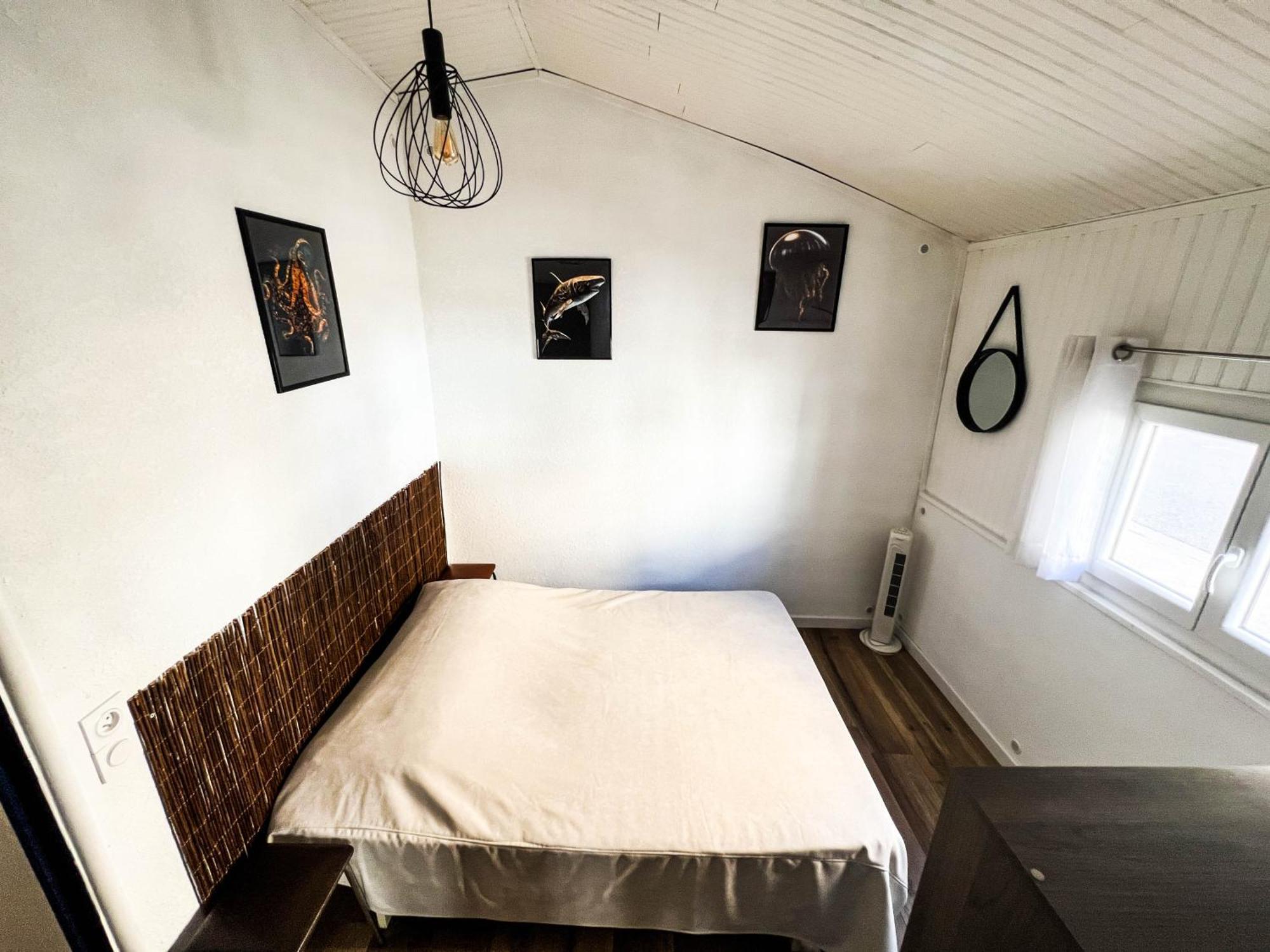 Maisonnette De Pecheur Chauffee Et Climatisee ปอร์-ลา-นูแวลล์ ภายนอก รูปภาพ