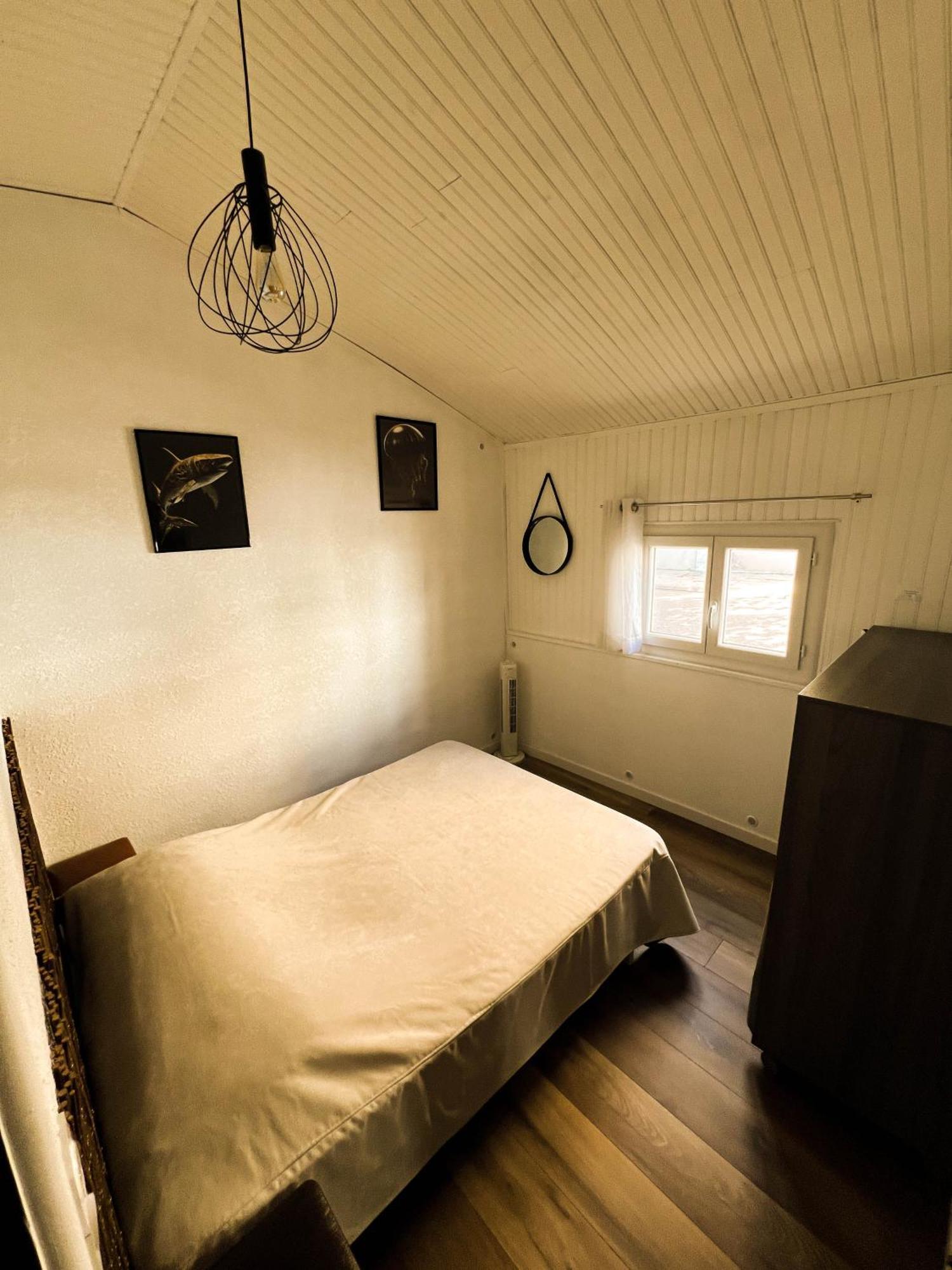 Maisonnette De Pecheur Chauffee Et Climatisee ปอร์-ลา-นูแวลล์ ภายนอก รูปภาพ