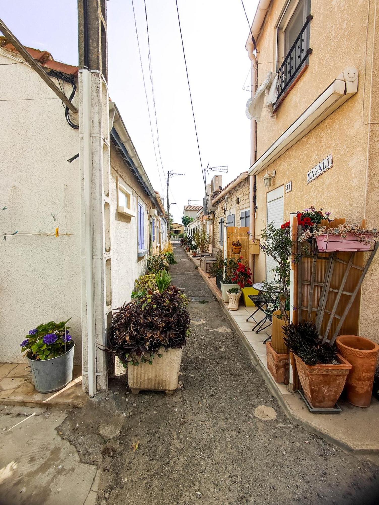Maisonnette De Pecheur Chauffee Et Climatisee ปอร์-ลา-นูแวลล์ ภายนอก รูปภาพ