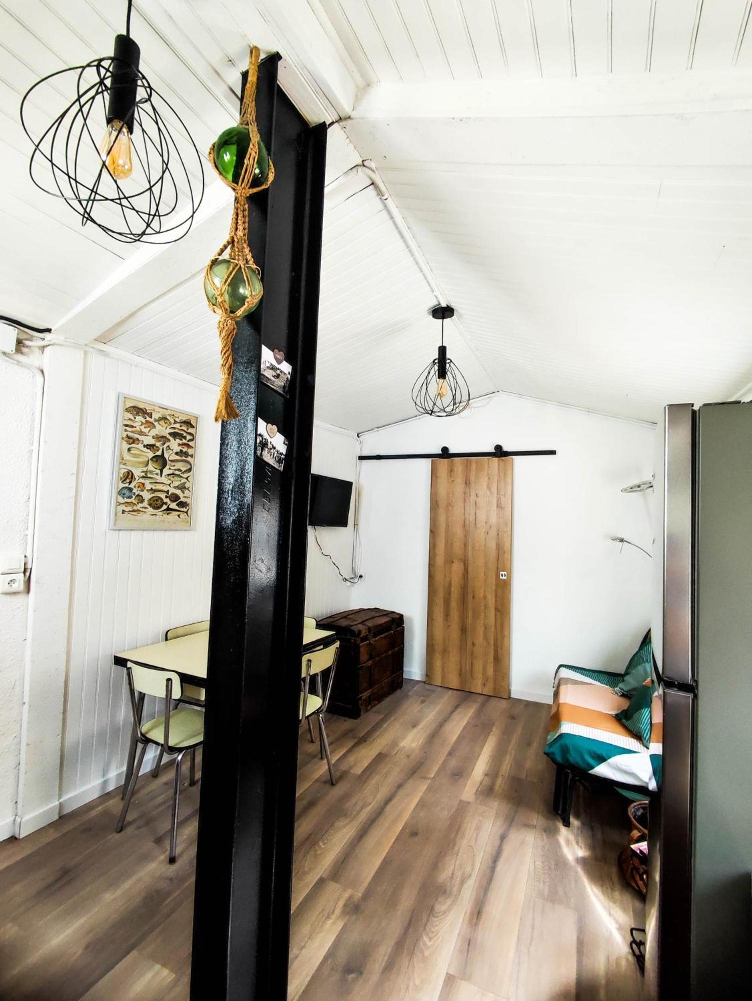 Maisonnette De Pecheur Chauffee Et Climatisee ปอร์-ลา-นูแวลล์ ภายนอก รูปภาพ