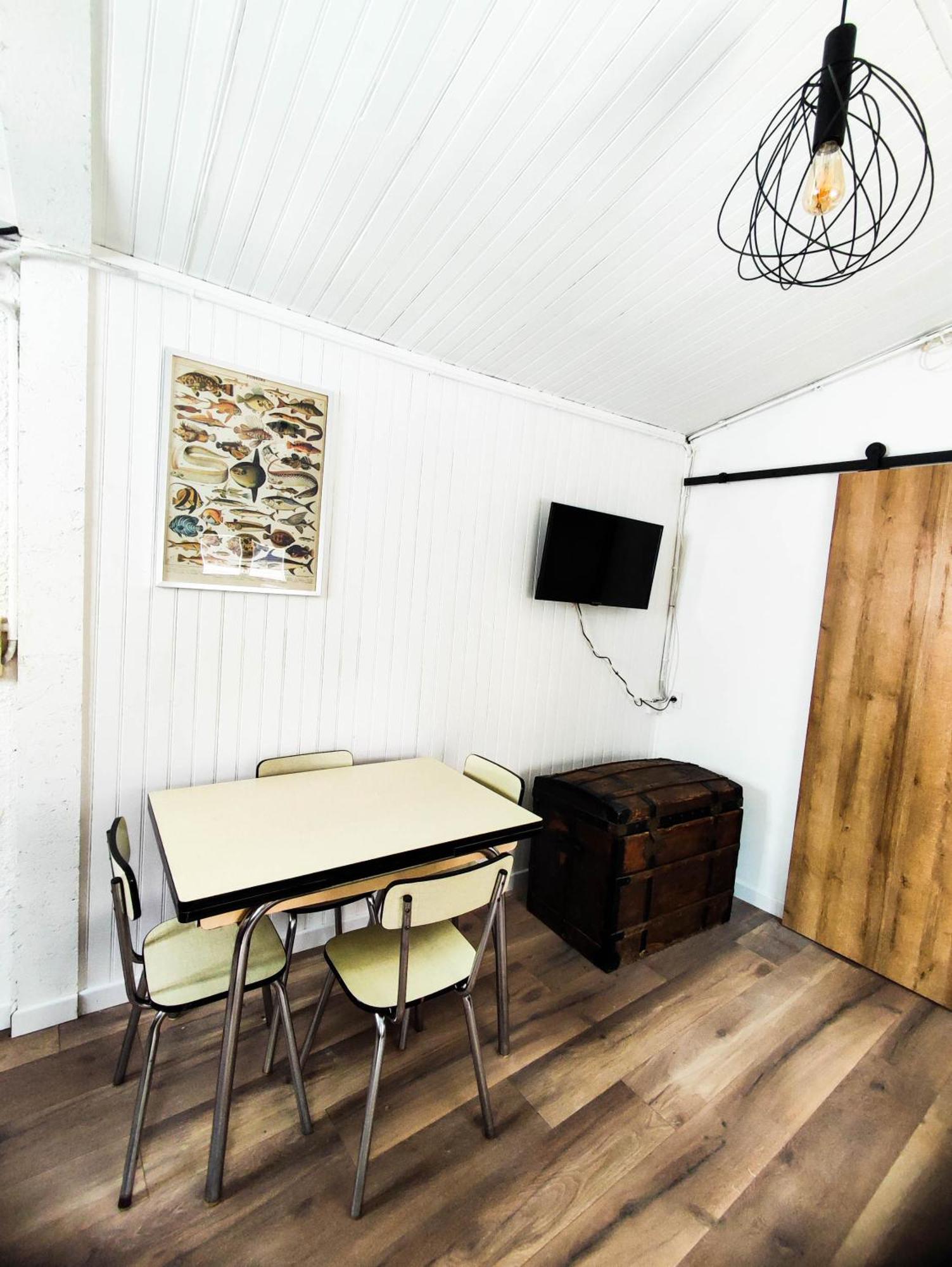 Maisonnette De Pecheur Chauffee Et Climatisee ปอร์-ลา-นูแวลล์ ภายนอก รูปภาพ
